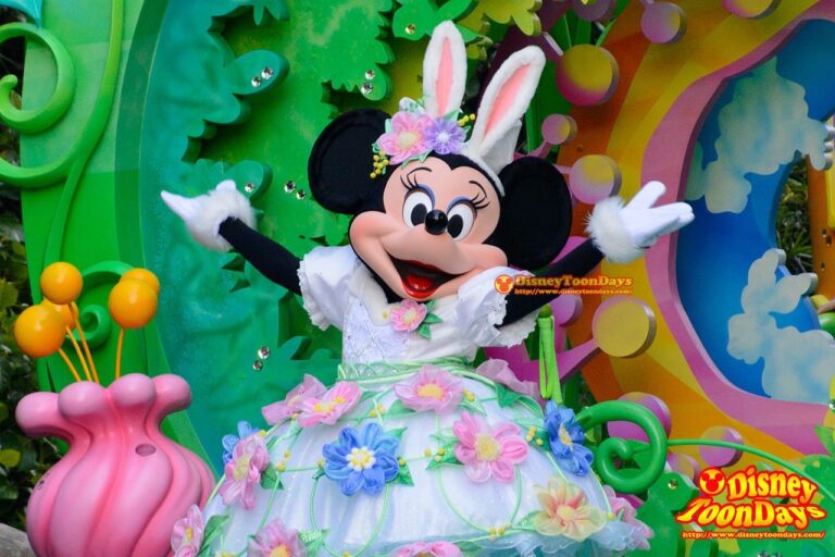 東京ディズニーランドの「ディズニー・イースター2016」パレード